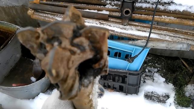 Бурим сами. Как зимой самому пробурить скважину на воду без обсадки смотреть онлайн