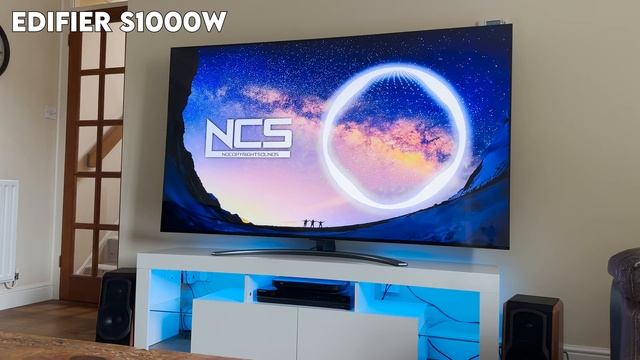 The IDEAL Bookshelf Speakers? | Edifier S1000W Review смотреть онлайн