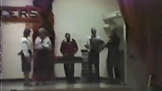 ROSE AND EUGENIA MYDYNSKI - VESSELLI DANCE CONCERT 1986- CHORNI OTCHKA смотреть онлайн