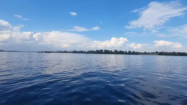 На самодельной яхте по Днепру. смотреть онлайн
