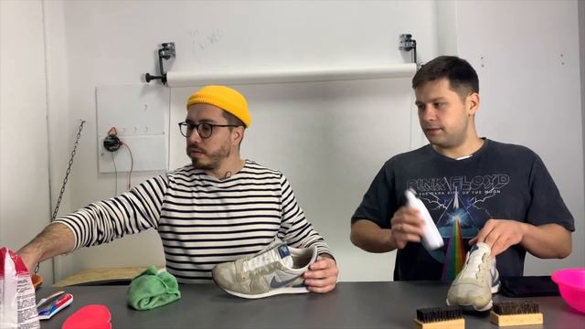 Чем лучше почистить кроссовки (Батл) смотреть онлайн