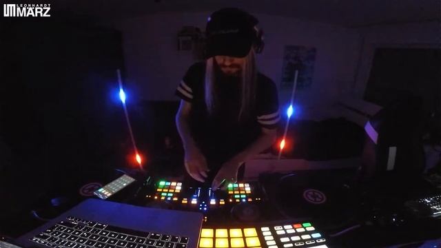 Melodic & Deep Techno Mixtape // Unit Null #22 by Leonhardt März смотреть онлайн