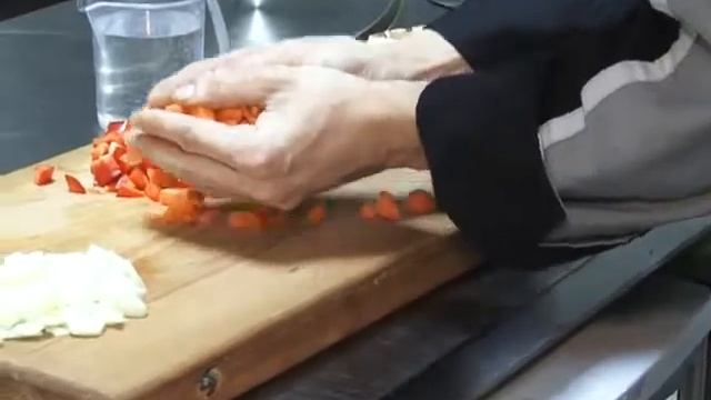 Вкусные новости: Кус кус с овощами смотреть онлайн