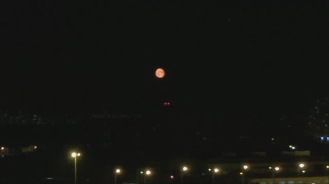 Красная Луна в Подмосковье. Полнолуние в июне 2020 смотреть онлайн