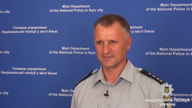 Правоохоронці Дарницького району столиці встановлюють обставини вбивства киянина смотреть онлайн