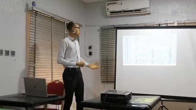 Introduction to Vue.js: Comparison between Vue and Angular смотреть онлайн