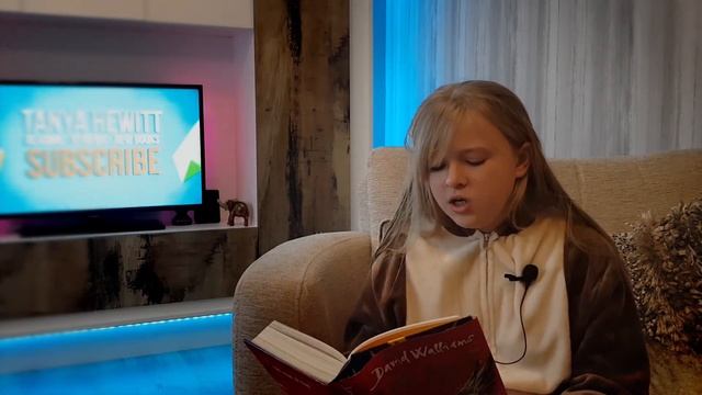 The Beast of Buckingham Palace - by David Walliams The Beast of Buckingham Palace - Chapter 1 смотреть онлайн
