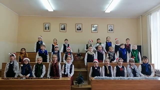 Хор Золотой ключик | 2В | Новый год у ворот смотреть онлайн