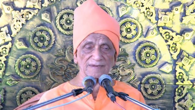 Importance of the Mantra " Jai Shree Krishna " Explained by Swami Dev Prakash Ji Maharaj смотреть онлайн