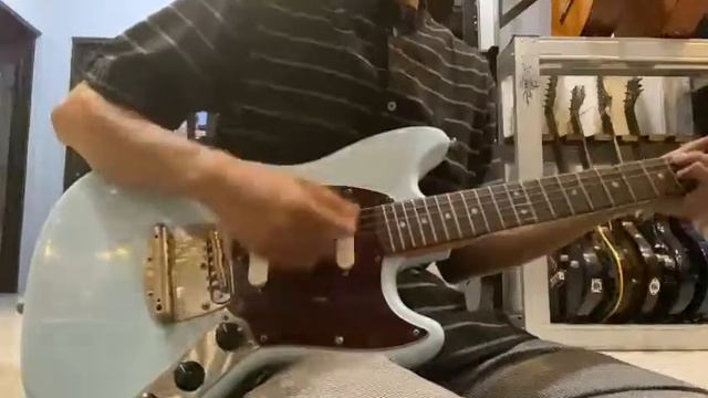 Squier Mustang Lake Pacid Blue Series Original смотреть онлайн