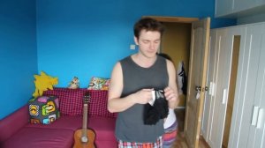 ПАРЕНЬ КЛЕИТ ПРОКЛАДКУ ПЕРВЫЙ РАЗ ♛ Beauty Обзоры