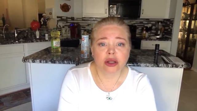 (1753) ЧТО С ЛИЦОМ? ЧТО С ГУБАМИ? 🤔 ОТКУДА ЖЕ МНЕ ЗНАТЬ ЧТО С ВАШИМИ ЛИЦАМИ 😂 . смотреть онлайн