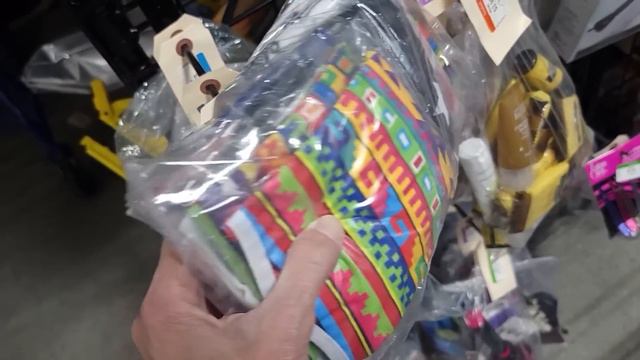 He Tried To Steal My Cart - Thrift With Me - Las Vegas Goodwill Thrifting смотреть онлайн