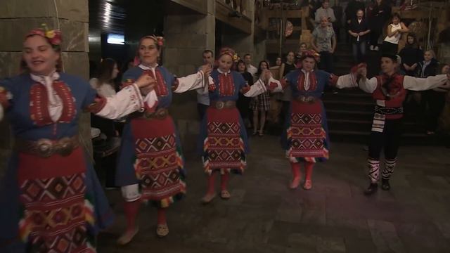 8 години - Клуб по народни танци "Витоша" смотреть онлайн