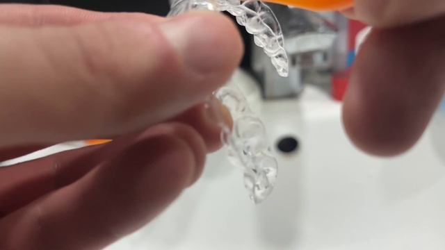 Чем чистить элайнеры? смотреть онлайн