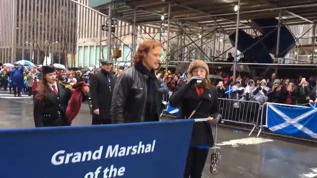 Sam Heughan - Grand Marshal! смотреть онлайн
