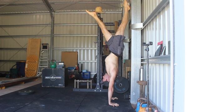 Handstand, Back to Wall, Spit Stance, Chin-to-Chest, Balance смотреть онлайн