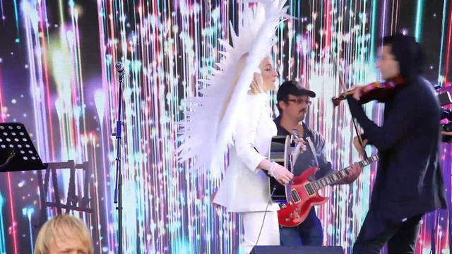 ОКСАМИТА ♫ ВСЕ ТІЛЬКИ ПОЧИНАЄТЬСЯ LIVE смотреть онлайн