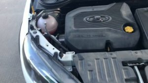 Подкапотное пространство на Lada Vesta SW Cross