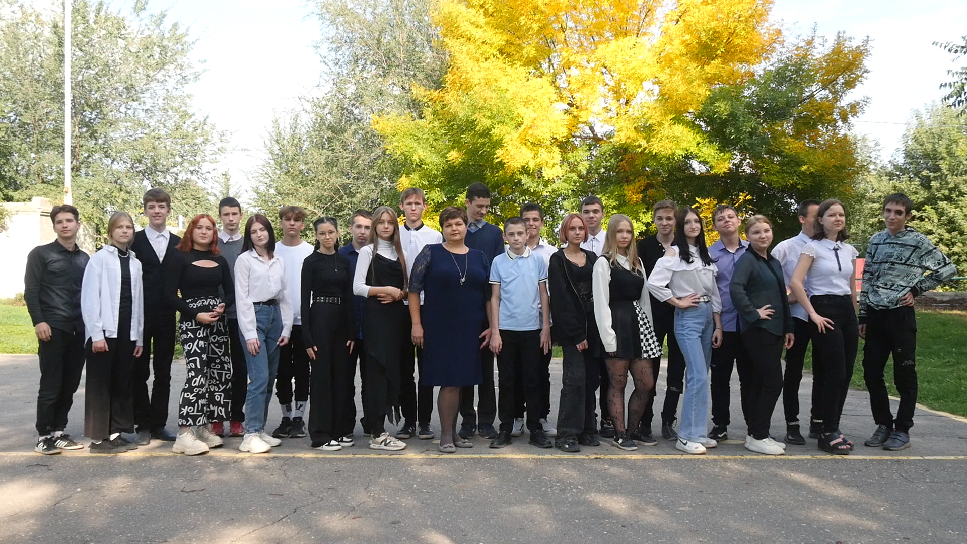 Куда уходит детство? Остановите! смотреть онлайн