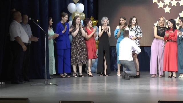 2022-07-02_Предложение руки и сердца на вручении дипломов!!!-xAu6KqDNb-M.mkv смотреть онлайн