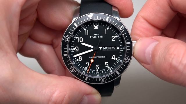(4K) FORTIS Official Cosmonauts Automatic Men's Watch Review Model: 647.10.11 K