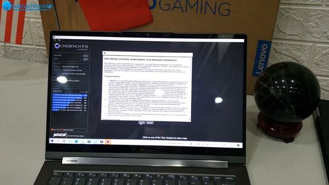 Lenovo Yoga C940 gập xoay 360, bút cảm ứng mạnh mẽ & thời trang смотреть онлайн