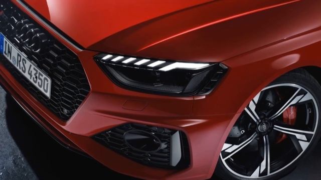 2020 Audi RS4 Avant смотреть онлайн