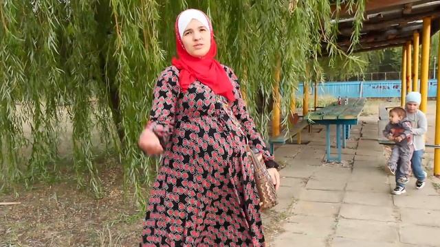 ВЛОГ: ПОСЛЕДНИЙ ДЕНЬ В СЕЛЕ, ПЛЯЖ, ДЕВОЧКИ В ЛЕСУ смотреть онлайн
