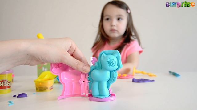СЮРПРИЗ. ЛЕПКА ИЗ ПЛАСТИЛИНА Play Doh. ЛЕПИМ ПОНИ My Little Pony. смотреть онлайн