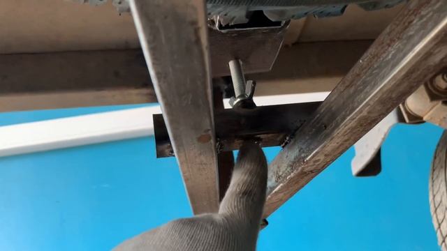 Доработка прицепа. Замена проводки прицепа. Установка запасного колеса на прицеп. смотреть онлайн