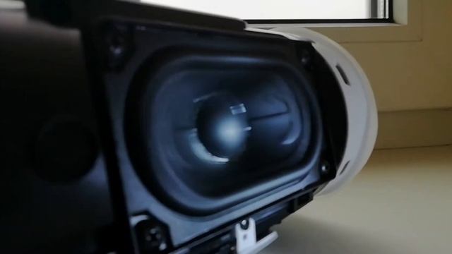JBL CHARGE 4 ON CAROUSEL! 80 - 90 VLM LFM BASS TEST смотреть онлайн