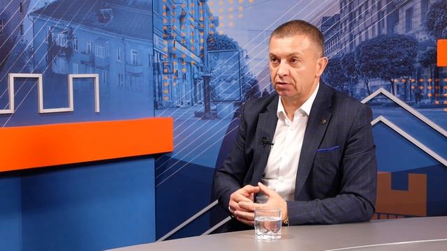 ЄВРОПЕЙСЬКИЙ ВЕКТОР / доктор біологічних наук, професор Олег Покотило про правильне вживання води. смотреть онлайн