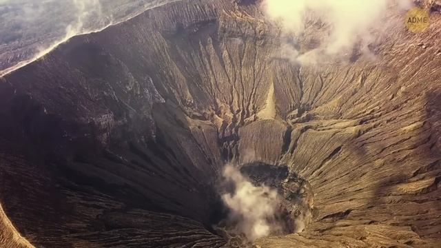 Просыпается самый большой в мире вулкан. Что будет с нами? смотреть онлайн