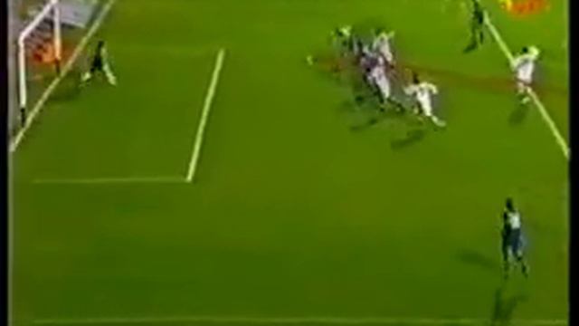 Gol de Palacio a Gimnasia (Boca 2-Gimnasia 0 18-09-2005) смотреть онлайн