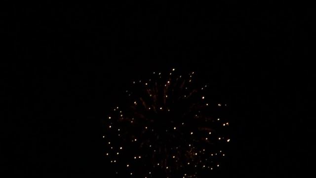 Все салюты Москвы с одного окна смотреть онлайн