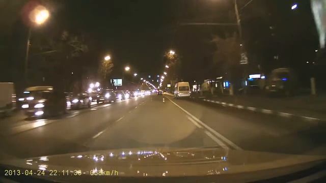 Проезд на красный свет светофора 2 (BlackVue DR380G HD)