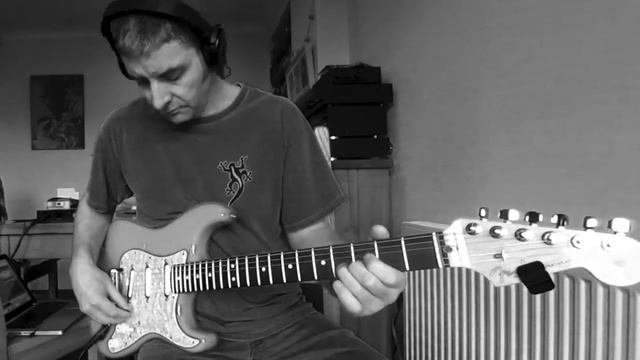 FENDER FSR 'lipstick' Strat - Guitar solo over Pink Floyd style backing track смотреть онлайн