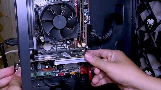 UNBOXING VGA : NVIDIA GT 720 2GB DDR3 COPOTAN PC BUILT UP Kere Hore смотреть онлайн