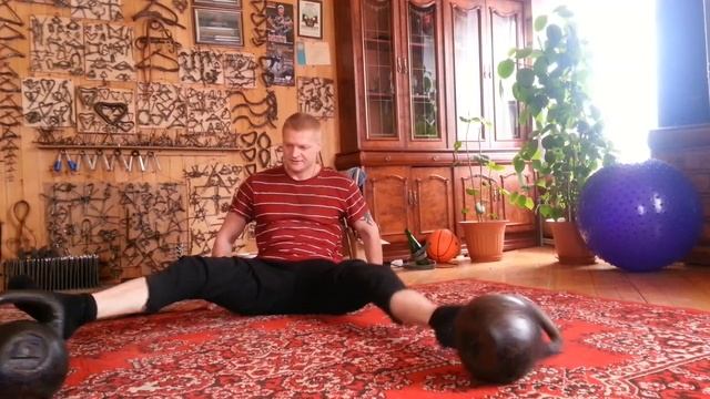 Растяжка ног. С гирями по 16 кг смотреть онлайн