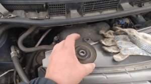 регулировка ремня генератора Ниссан Ноут