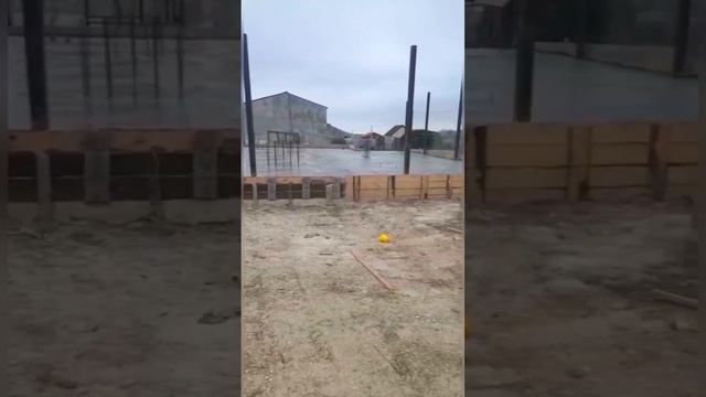 Фундамент 3 в 1: плита на ленте. Стоимость | Строим #домвкрыму 25 дня и 1 месяц смотреть онлайн