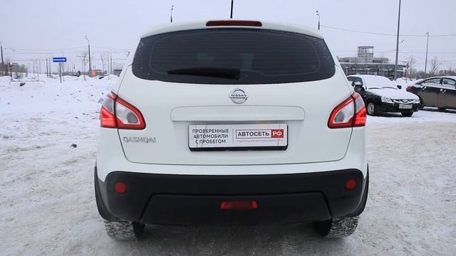 NISSAN QASHQAI смотреть онлайн