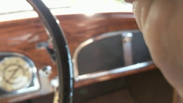 1935 Cadillac sedan V8 last year before monoblock смотреть онлайн