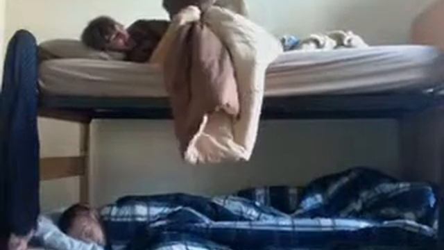 надоедливый брат смотреть онлайн