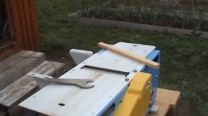 Деревообрабатывающий  станок для дачи. Небольшой.