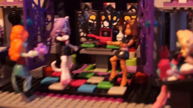 Lego . Кафе со светомузыкой. Танцпол смотреть онлайн