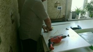 Антресоль с дверцами своими руками