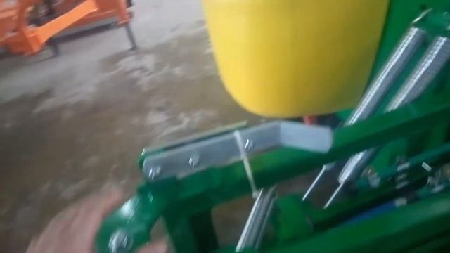 опрыскиватель полевой Badilli AMAZON 800 смотреть онлайн