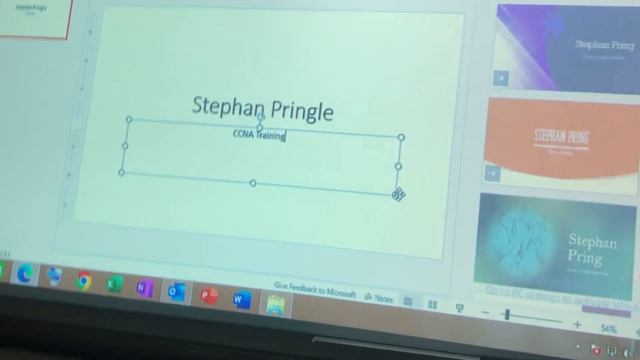 Auto Closed Caption in PowerPoint on Windows 8.1 and Later смотреть онлайн